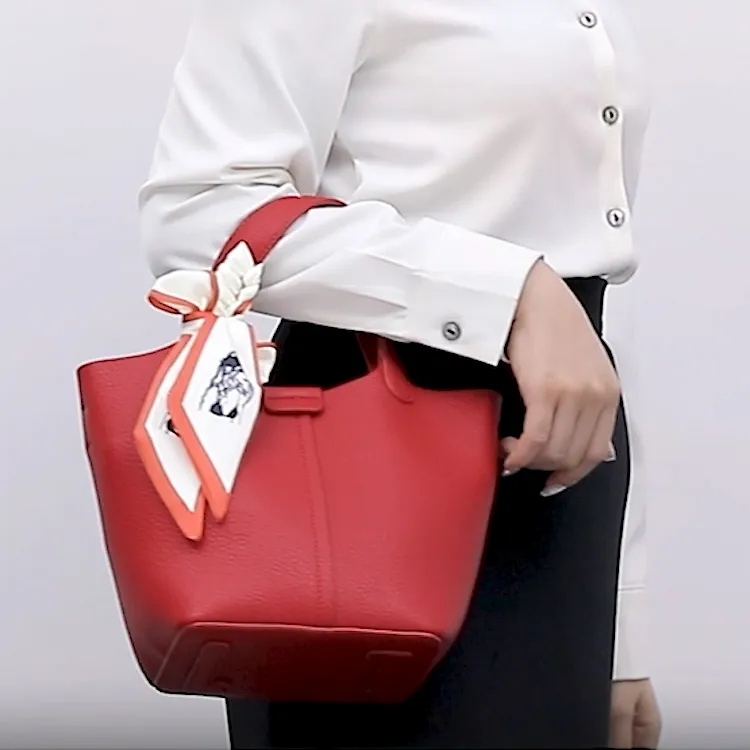 TTaG．baG Microfiber Synthetic Leather Shoulder Bag Women's Red-3