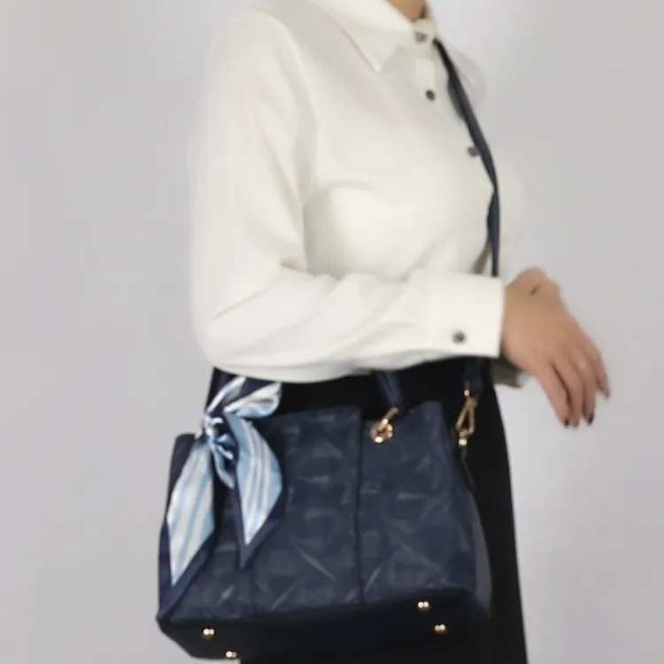 TTaG．baG Microfiber Synthetic Leather Handbag Women's-4