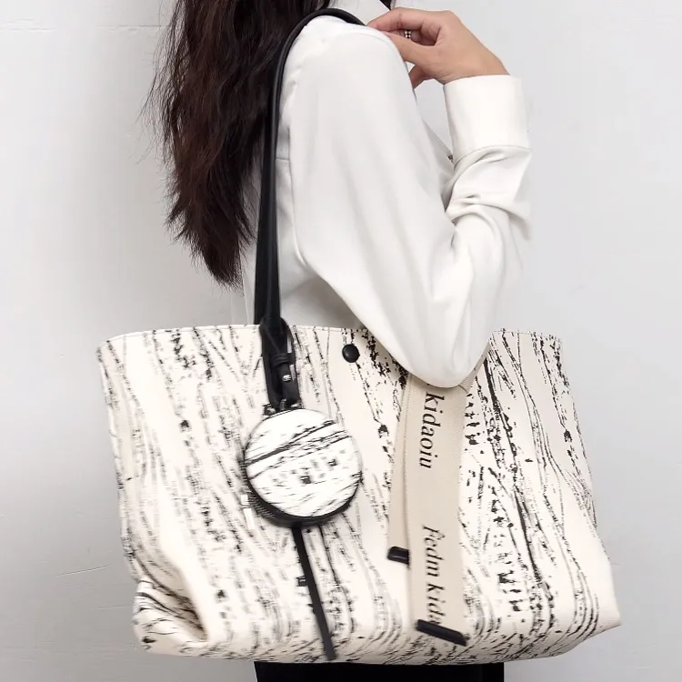 TTaG．baG Shoulder Bags White-3