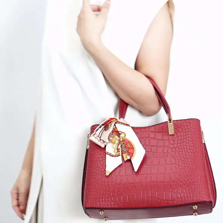TTaG．baG Cow Leather One Shoulder Handbag Women's Red-4