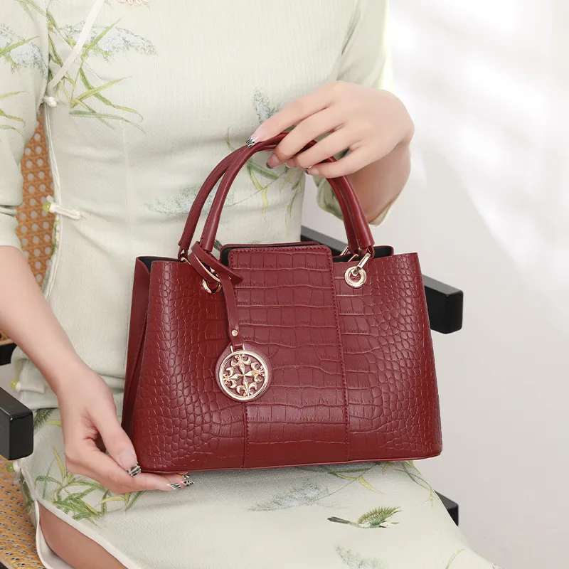 TTaG．baG Microfiber Synthetic Leather Handbag Regular Women's Burgundy-2