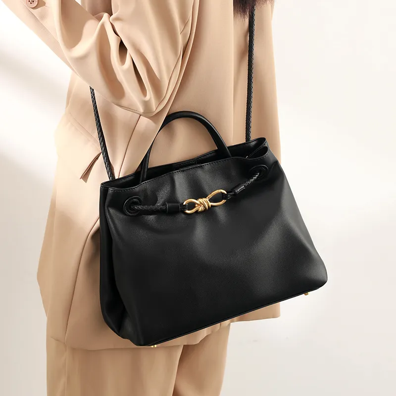 TTaG．baG Microfiber Synthetic Leather Handbag Regular Women's Black-5