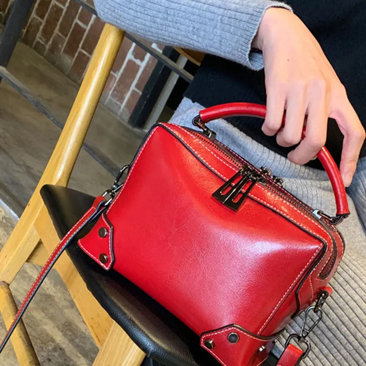 TTaG．baG Cow Leather Handbag Women's-15