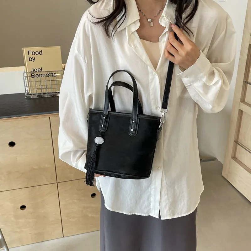 Yalu PU Handbag Regular Women's Black/Ecru/Silver/Pink-2