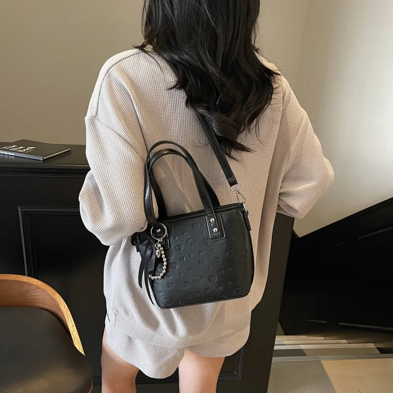Yalu PU One Shoulder Handbag Women's Black/Pink/Blue/White-2