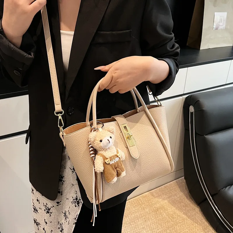 Yalu PU Handbag Regular Women's Black/Ecru/Apricot/Khaki-18