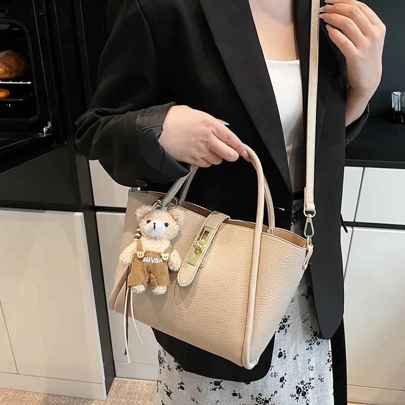 Yalu PU Handbag Regular Women's Black/Ecru/Apricot/Khaki-19
