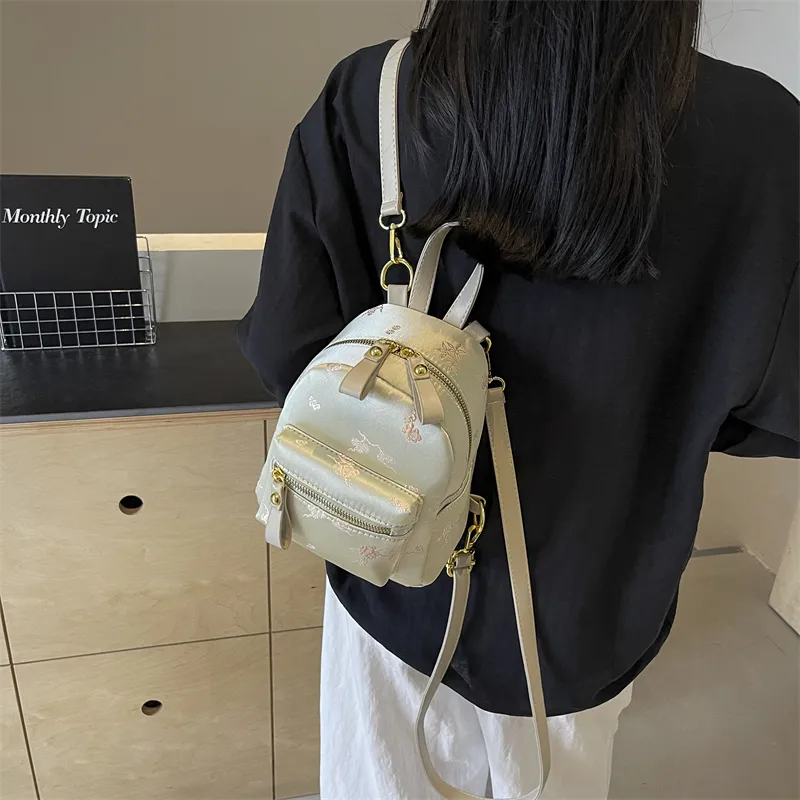 Yalu Canvas One Shoulder Crossbody Backpack Women's Black/Ecru-9