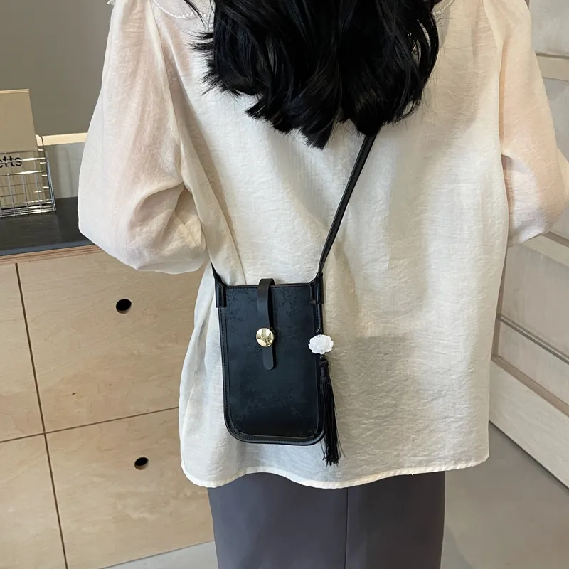 Yalu PU Shoulder Bag Regular Women's Black/Ecru/Silver/Pink-17