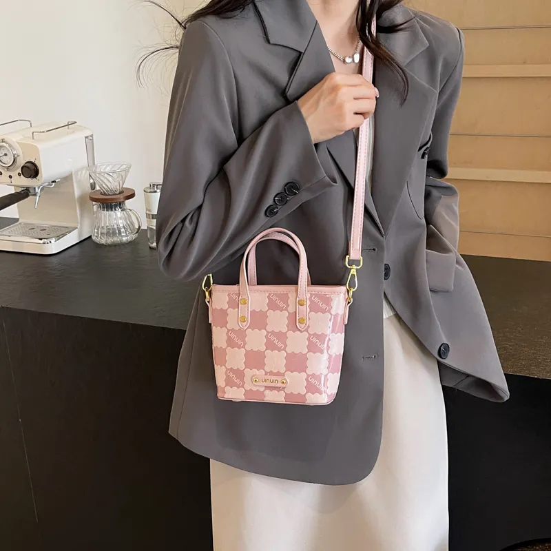 Yalu PU Handbag Women's Ecru/Pink/Brown-11
