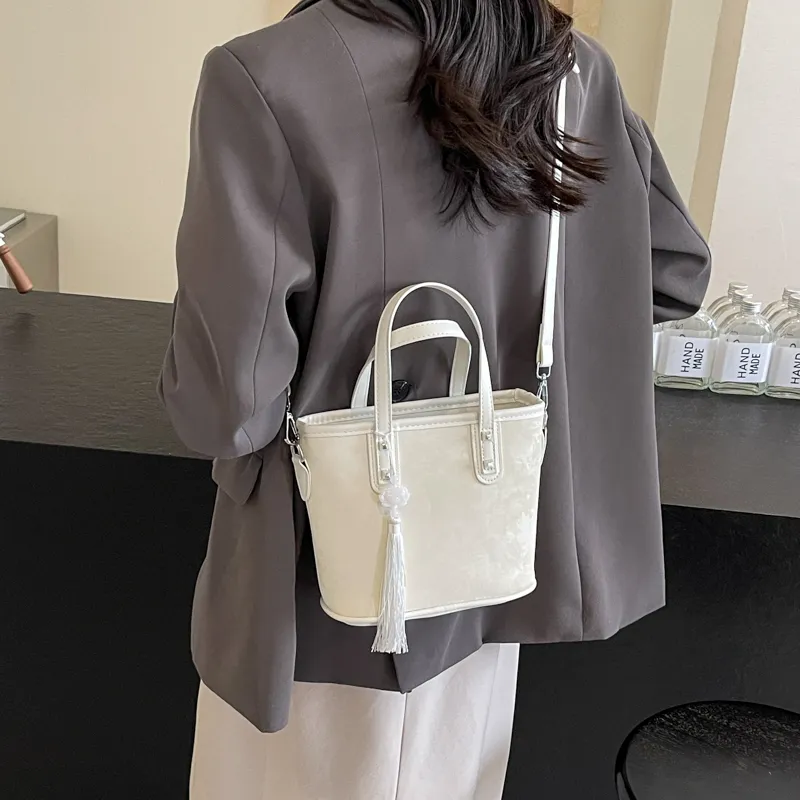 Yalu PU Handbag Regular Women's Black/Ecru/Silver/Pink-10