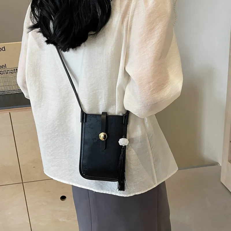 Yalu PU Shoulder Bag Regular Women's Black/Ecru/Silver/Pink-18