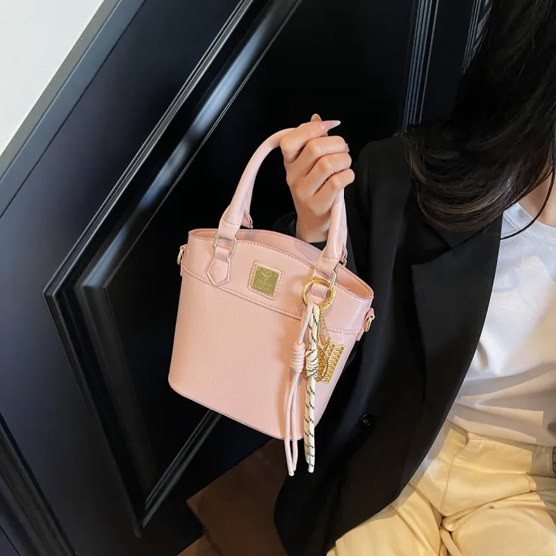 Yalu PU Handbag Regular Women's Black/White/Red/Pink-24