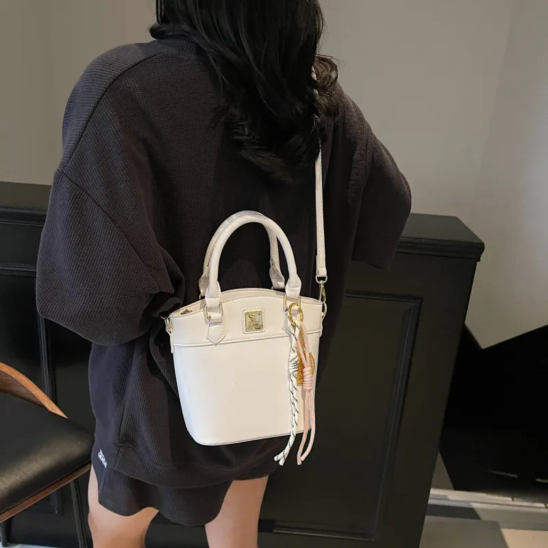 Yalu PU Handbag Regular Women's Black/White/Red/Pink-13