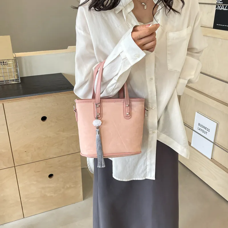 Yalu PU Handbag Regular Women's Black/Ecru/Silver/Pink-26