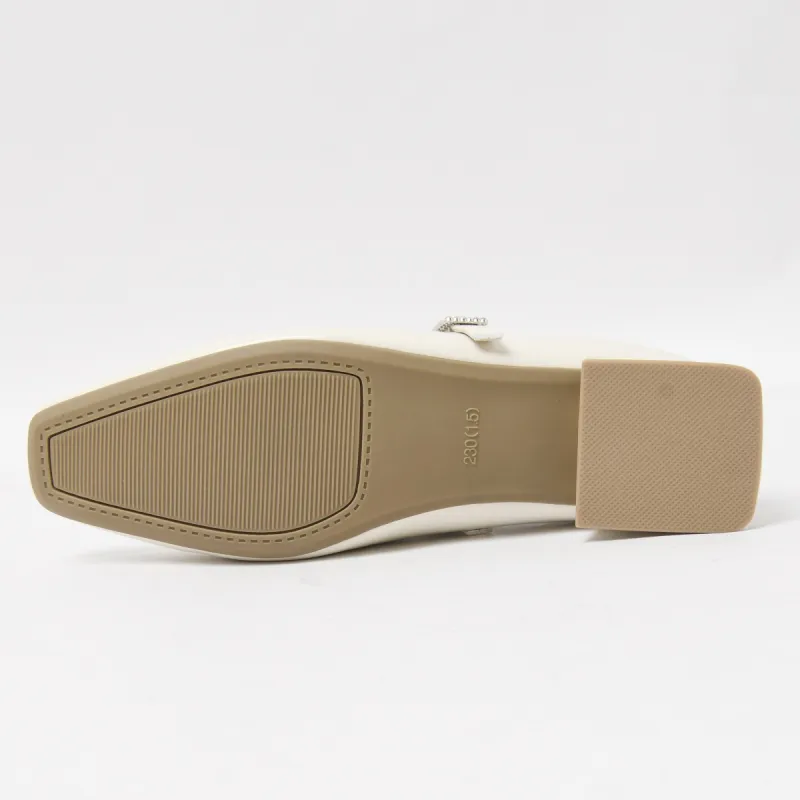 CAMEIDO Plastic Sole Slip Resistant Closed Toe Slippers Women's Ecru-3