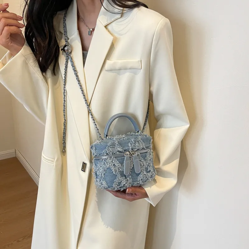 MARKANGARO Denim Bucket Bag Portable Box Bag Crossbody Bag Mini Women's Light Blue-2