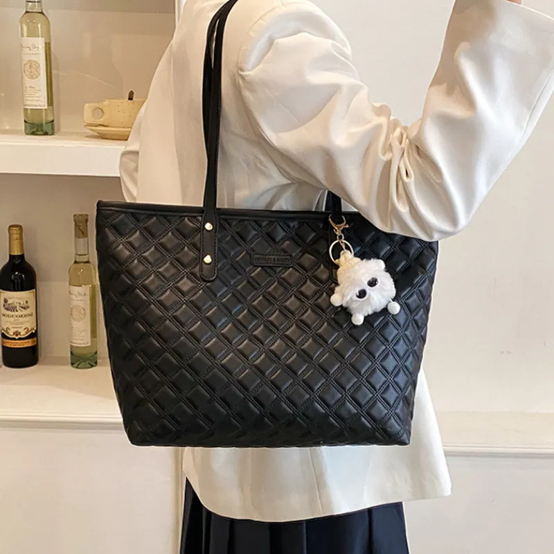 MARKANGARO PU Tote Women's Black White Pink-3