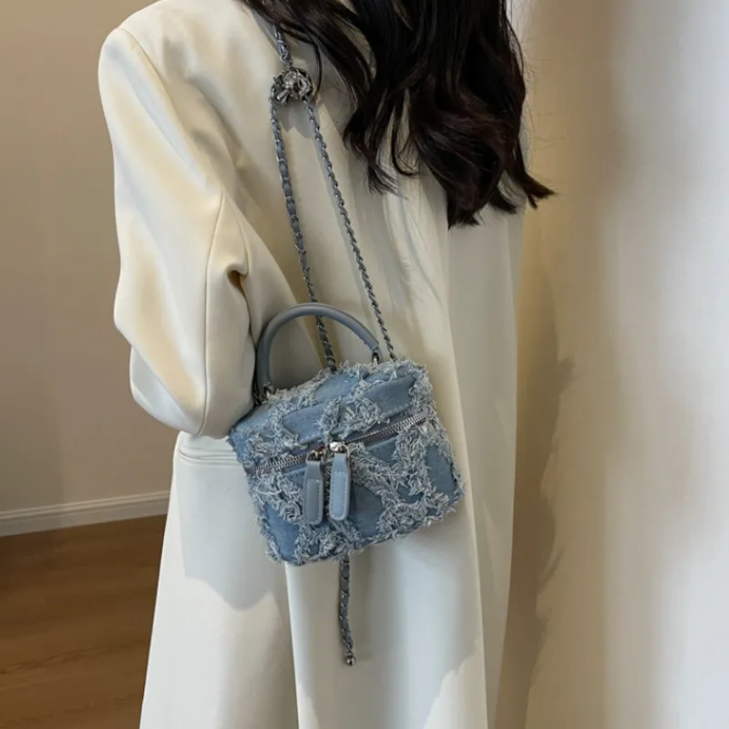 MARKANGARO Denim Bucket Bag Portable Box Bag Crossbody Bag Mini Women's Light Blue-4