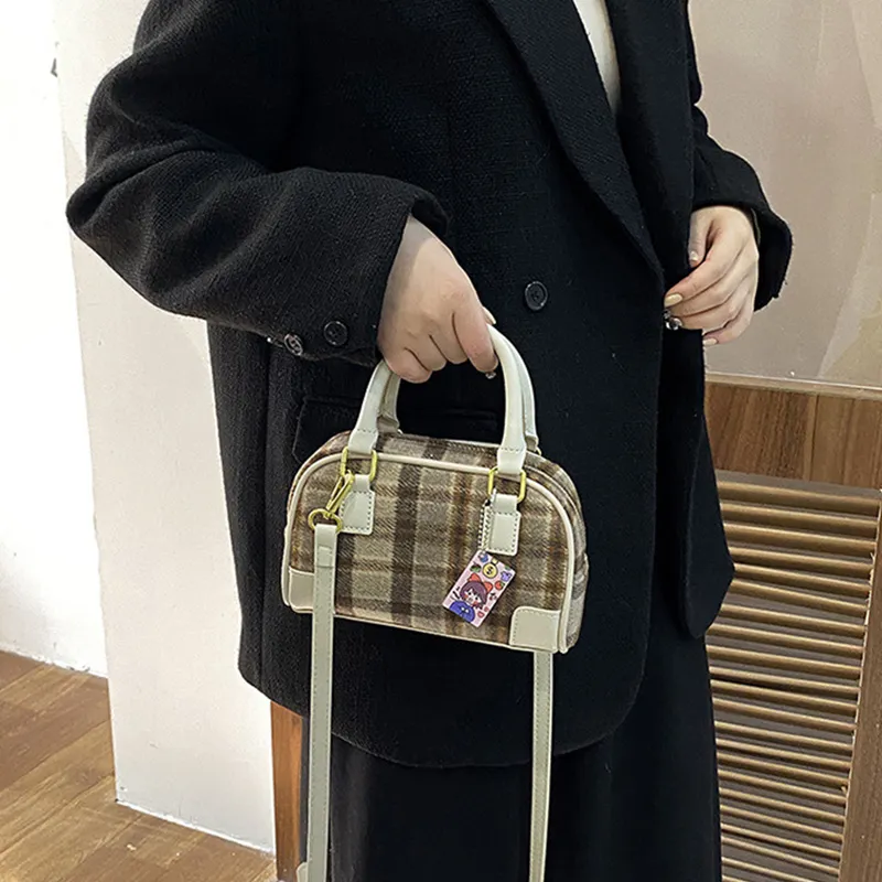 MARKANGARO PU Pillow Bag One Shoulder Handbag Regular Women's Black Dark Brown/Khaki/Ecru-12