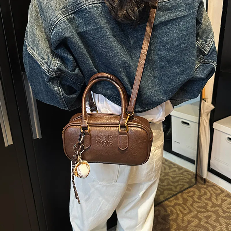 MARKANGARO Synthetic Leather Shoulder Bag Crossbody Bag Handbag Regular Women's Obsidian Black/Nutty Brown/Almond Brown-10