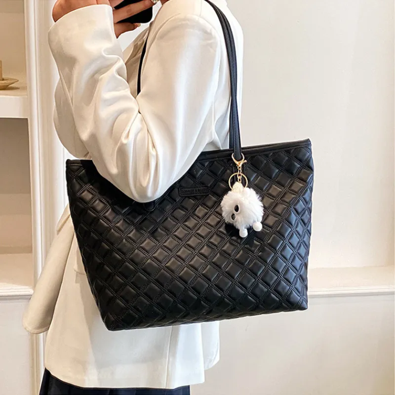 MARKANGARO PU Tote Women's Black White Pink-5
