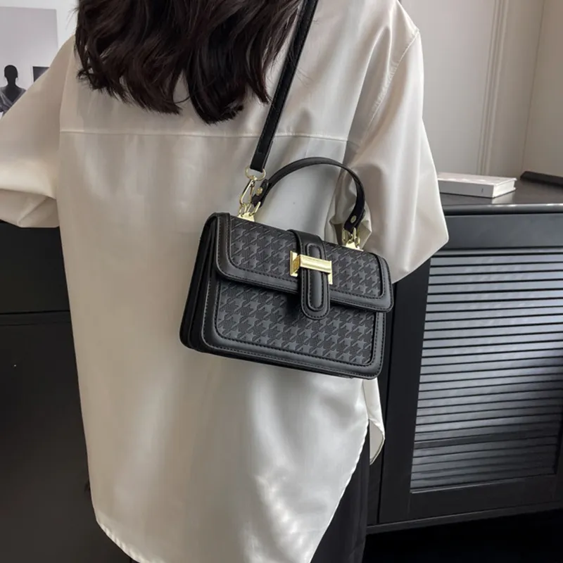 MARKANGARO PU Small Square Bag Shoulder Bag Crossbody Bag Handbag Regular Unisex Ecru/Black/Khaki-8