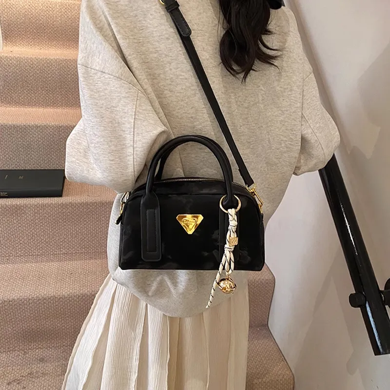 MARKANGARO Synthetic Leather Boston Bag Shoulder Bag Handbag Women's Obsidian Black/Peach Pink/Cream White-3