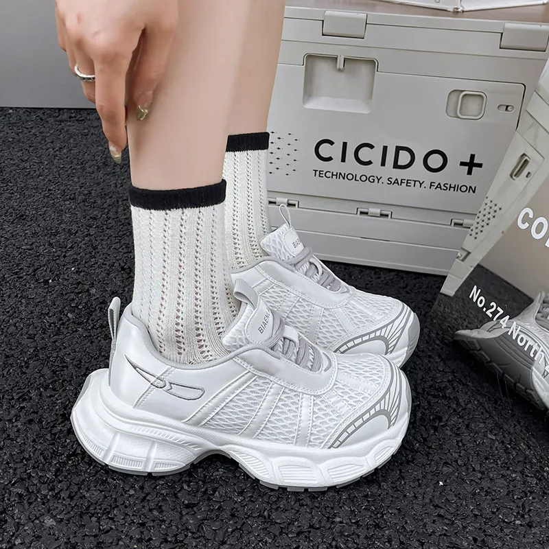 Daying Breathable Height Increase Low Top Casual Shoes Women's-4