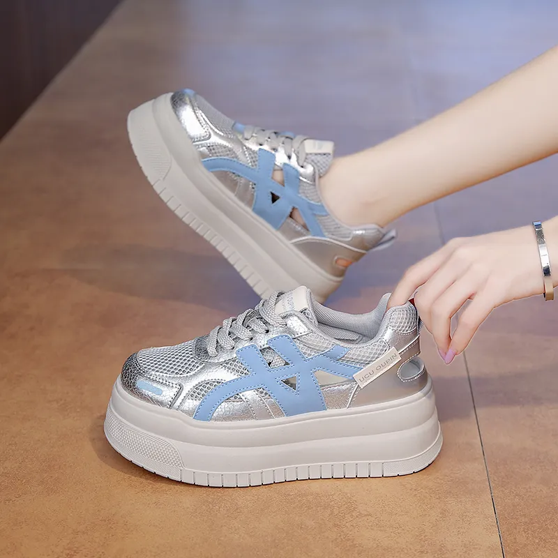 Daying Low Top Skateboard Shoes Women's-7