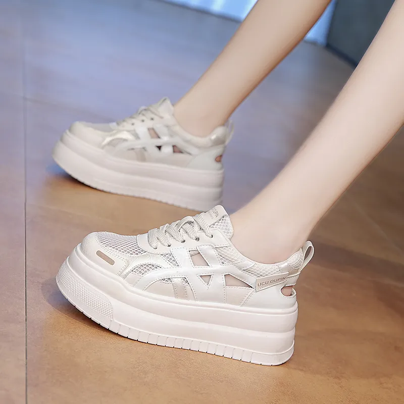Daying Low Top Skateboard Shoes Women's-3