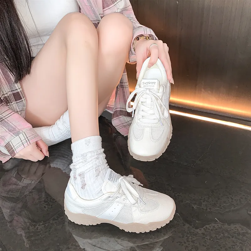 Daying Breathable Height Increase Low Top Casual Shoes Women's-4