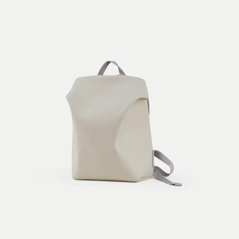 Ito Polyester Travel Bag, Commuter Bag, Waterproof Laptop Bag, Backpack Medium Size Unisex Multicolor-1