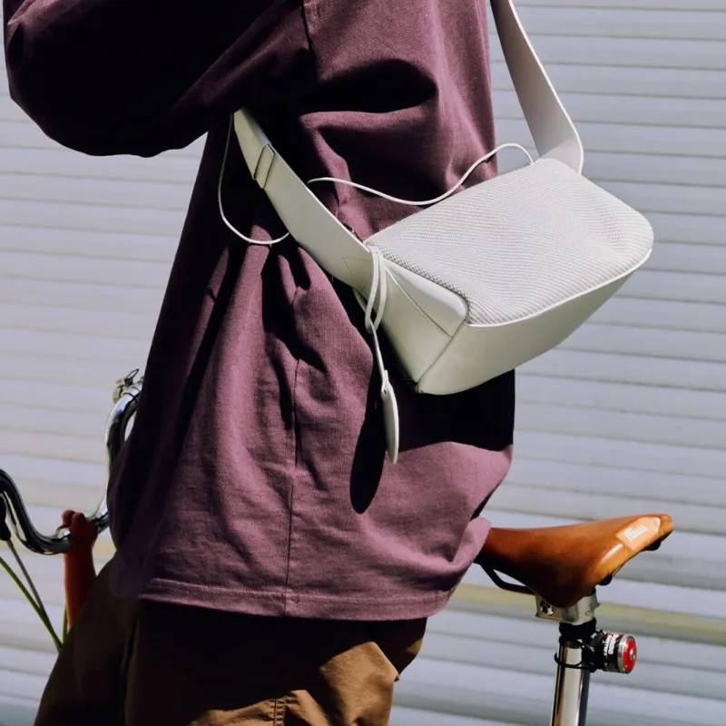Ito Polyester Clutch Travel Bag Triangle Bag Shoulder Bag Small Size Unisex Multicolor-1