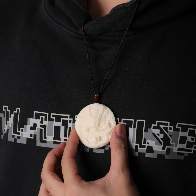 Honki Ivory Nut Necklaces Unisex-3