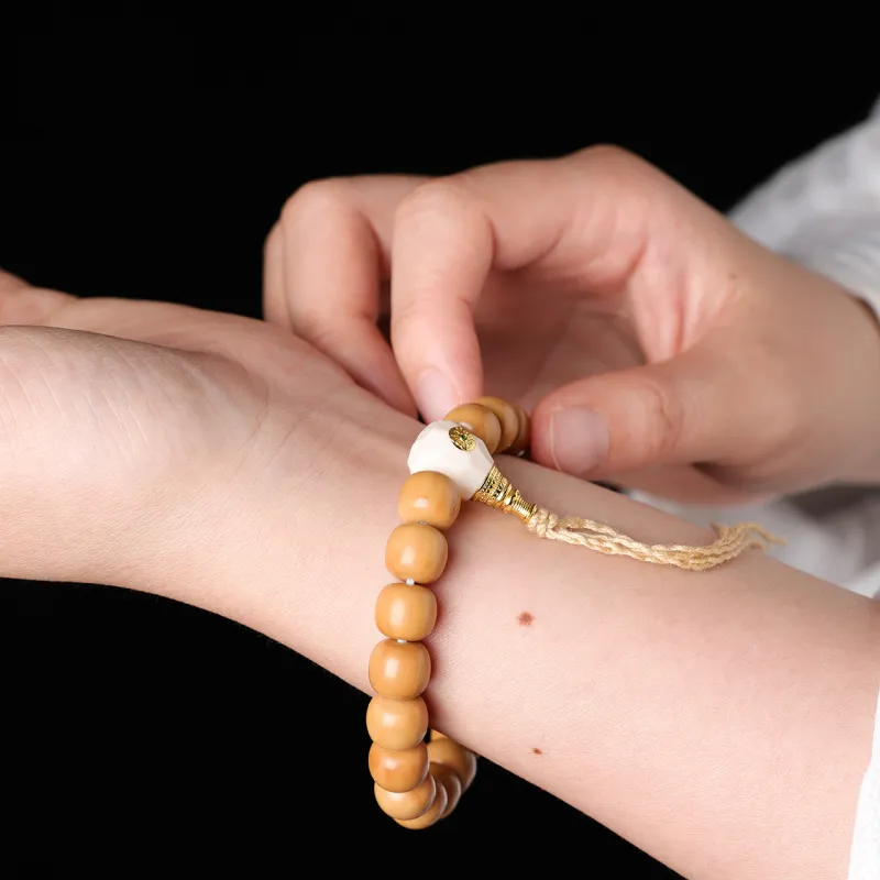 Honki Monkey Head Walnut Bracelets Unisex-4
