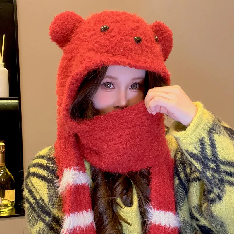 Moore Joan Plush Yarn Beanies Women's-1