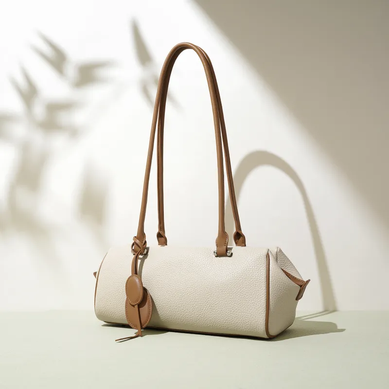 COURONNE Shoulder Bags-8