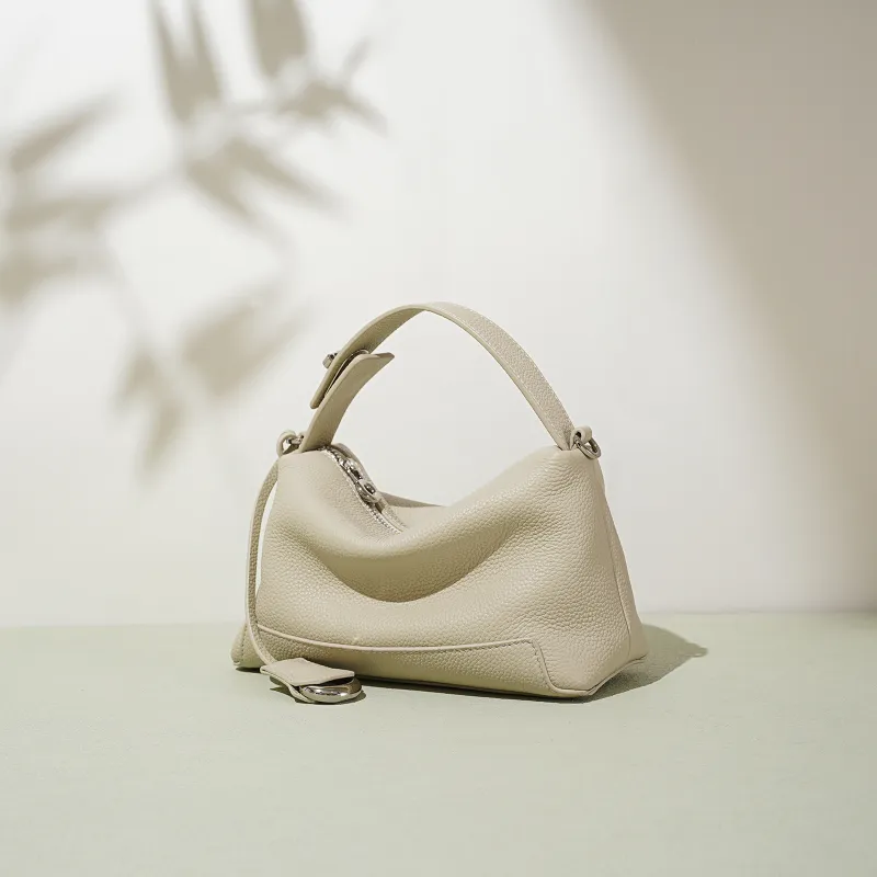 COURONNE Cow Leather Handbag Women's Multicolor-13
