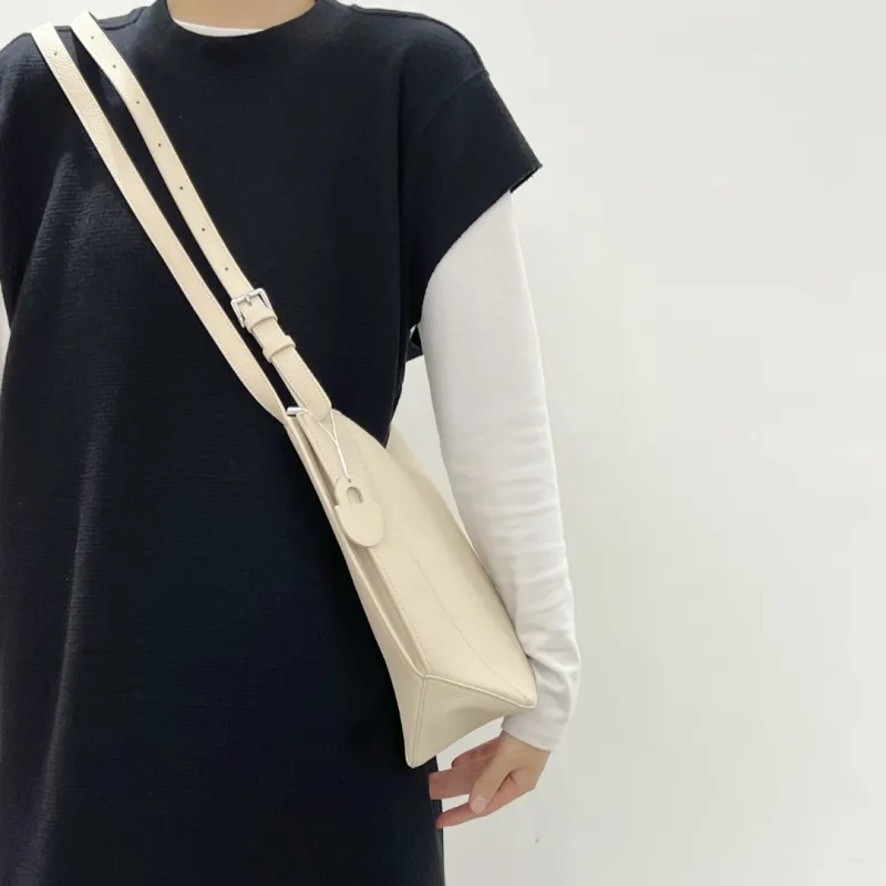 COURONNE Top Grain Cow Leather Shoulder Bag Handbag Regular Women's Multicolor-12