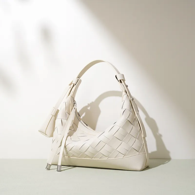 COURONNE Cow Leather Handbag Regular Women's Multicolor-10