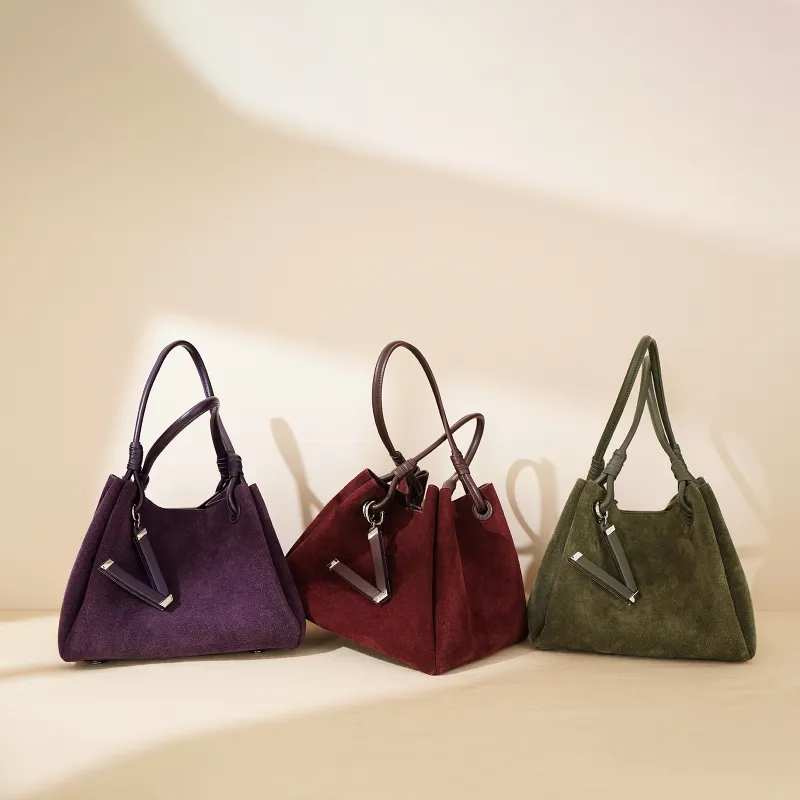 COURONNE Anti velvet Cowhide Shoulder Bag Regular Women's Multicolor-16