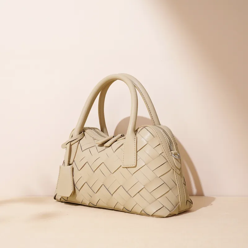 COURONNE Cow Leather Handbag Regular Women's Multicolor-11