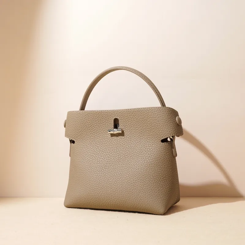 COURONNE Cow Leather Crossbody Bag, Bucket Bag, Handbag Regular Women's Multicolor-18