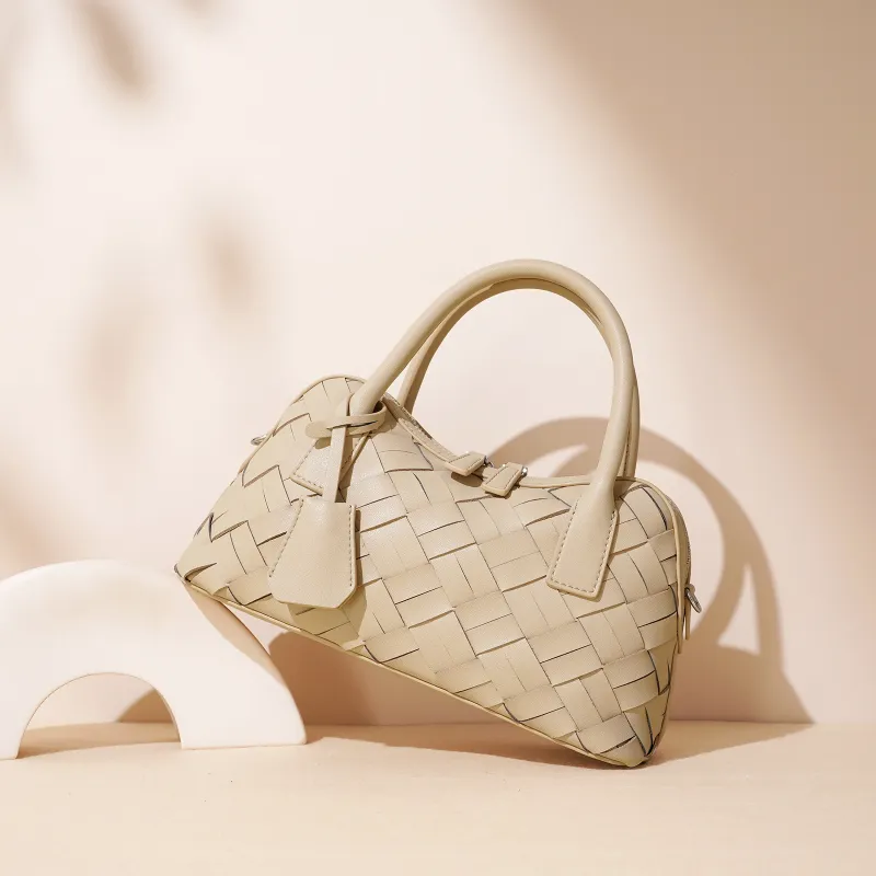 COURONNE Cow Leather Handbag Regular Women's Multicolor-12