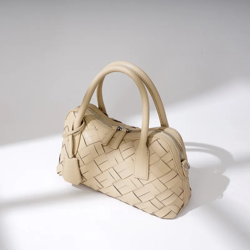 COURONNE Cow Leather Handbag Regular Women's Multicolor-8