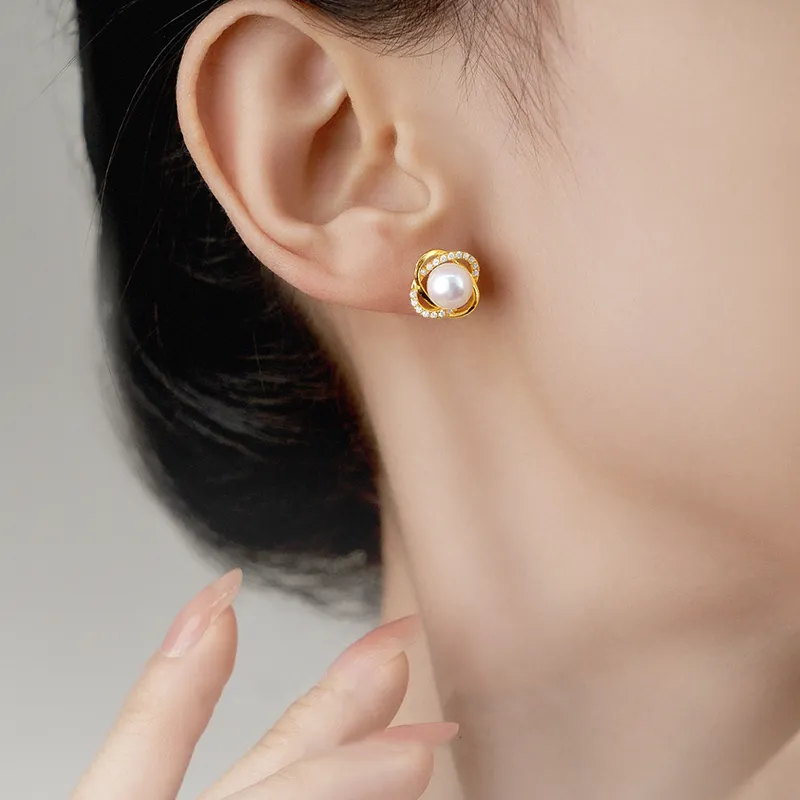 Luxury Beads Pearl Stud Earrings Women's-4