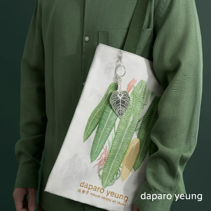Daparo Yeung Zinc Alloy Keychains Unisex-3
