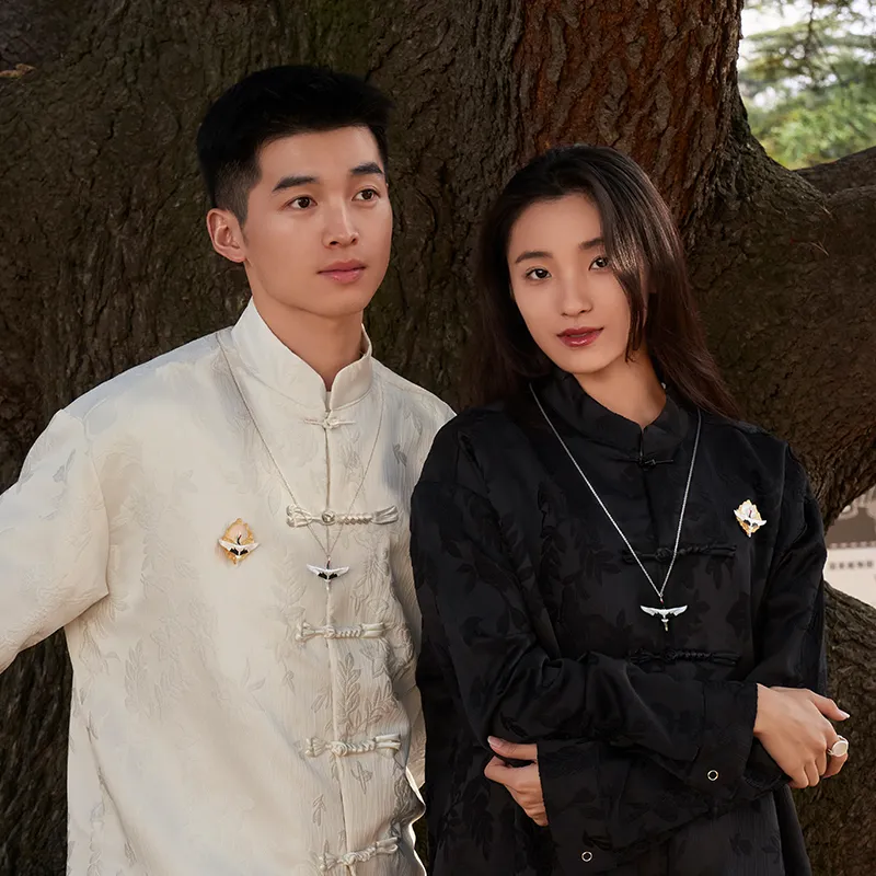 Daparo Yeung Enamel Brooches Unisex-4
