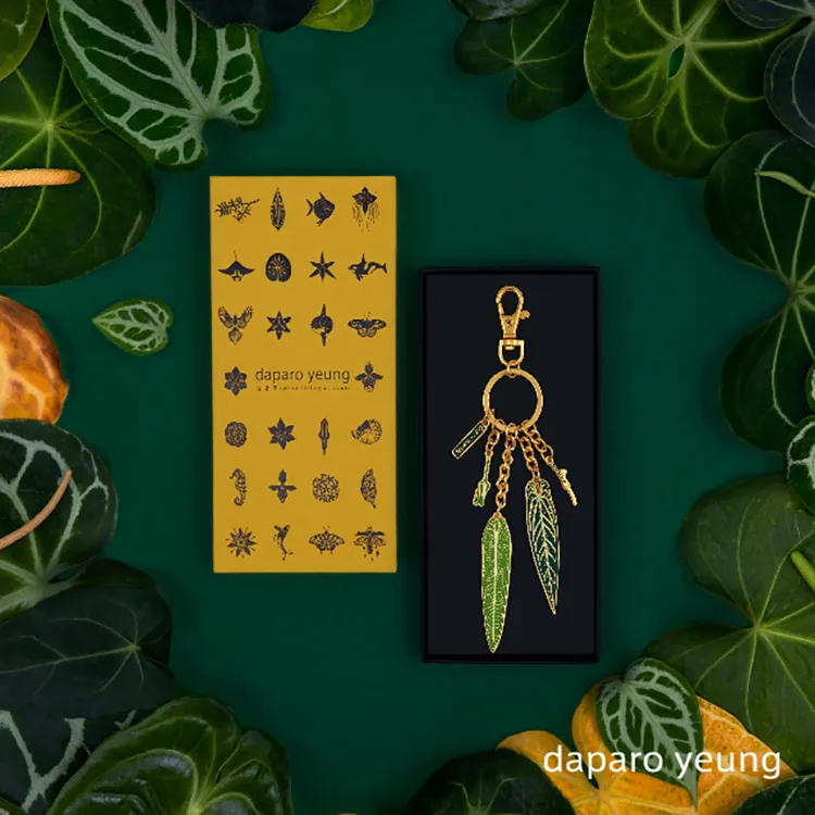 Daparo Yeung Zinc Alloy Keychains Unisex-5